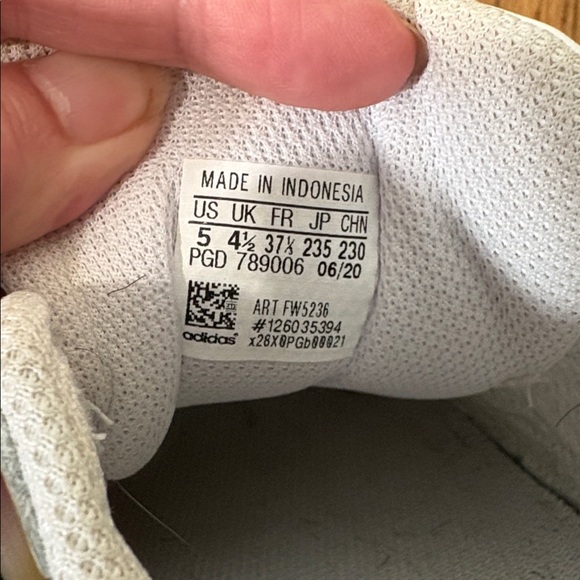 Adidas Superstar "J" Colorful Stripes Cloud White Sneaker Men's size 5 Women 6.5 - Picture 14 of 16